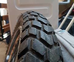 Set honda wheels/ tyres - Image 3/6