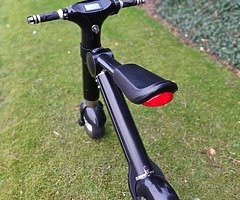 City Folding electric scooter - Image 3/5