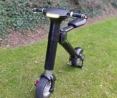 City Folding electric scooter - Image 5/5