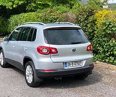 2006 Volkswagen Atlas - Image 4/10