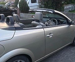 Renault Megane convertible for sale. - Image 4/10