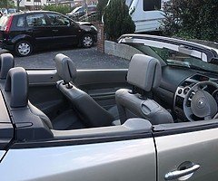 Renault Megane convertible for sale. - Image 6/10
