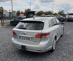 Toyota avensis 2010 2.0 d manual