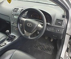 Toyota avensis 2010 2.0 d manual - Image 6/7