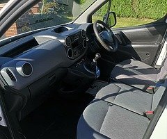 2013 Peugeot Partner - Image 6/8