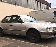 Toyota Corolla - Image 5/5