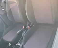 Opel Corsa 1.2 - Image 4/7