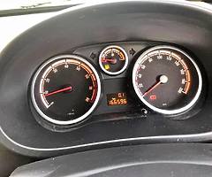 Opel Corsa 1.2 - Image 7/7