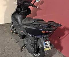 Motorbike to repair or parts.