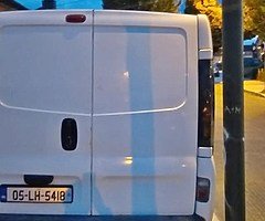 05 Opel Vivaro