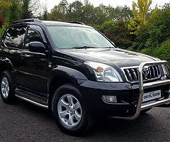 06 Toyota Landcruiser **Price in euro** - Image 4/10