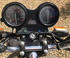 Yamaha YBR 125 - Image 3/4