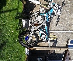 Flag Marshall's required at robinsons mx claudy