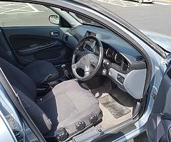 2005 nissan almera se - Image 4/6
