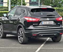 SHOWROOM CONDITION 152 TOP SPEC NISSAN QASHQAI 1.5 DEISEL - Image 4/10