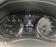 SHOWROOM CONDITION 152 TOP SPEC NISSAN QASHQAI 1.5 DEISEL - Image 9/10