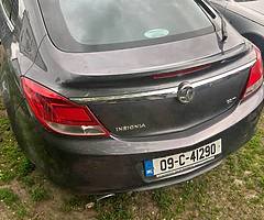 Insignia - Image 3/5