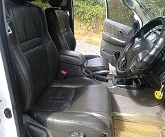 Toyota Hilux - Image 6/7