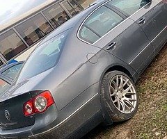 2007 Passat comfortline 1.9 tdi for breaking - Image 3/4