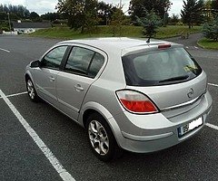 05 Opel Astra H BREAKING
