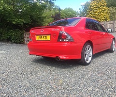 Lexus IS300