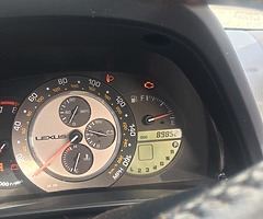 Lexus IS300 - Image 5/6