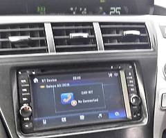 131 TOYOTA Prius 7 seats