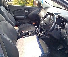 Hyundai ix35 Premium panoram 4wd 2l - Image 6/7