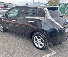 2015 Nissan Leaf Electric SV - Image 4/10