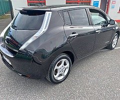 2015 Nissan Leaf Electric SV - Image 7/10