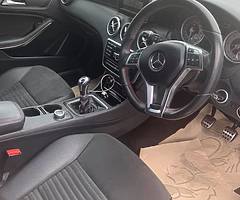 Mercedes - Image 4/10