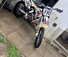 2015 Husqvarna 350 bike - Image 3/5