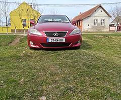 Vand lexus cu volan dreapta masina ieste perfecta dotar 6 plus 1 acte valabil 1 an