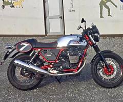 Moto Guzzi v7 racer