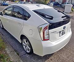 Car - Image 3/10
