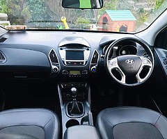 2011 Hyundai ix35 1.7 crdi immaculate Condition in side and out top spe - Image 5/8
