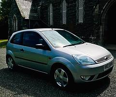 FORD FIESTA ZETEC - FULL 12 MONTHS MOT - Image 3/5