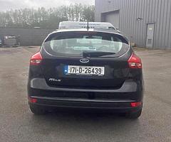 Ford Focus Style 1.5 DSL - Image 3/10
