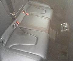 Audi A4 2.0 TDI ULTRA SE TECHNIK 4d 163 S/S BLACK - Image 5/8