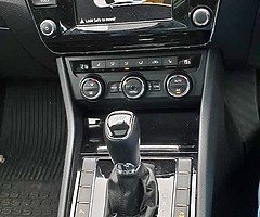 2016 skoda superb 1.6 AUTOMATIC - Image 9/9