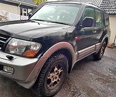 Parts Mitsubishi pajero 3.2 diesel automatic full leather