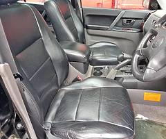 Parts Mitsubishi pajero 3.2 diesel automatic full leather - Image 8/8
