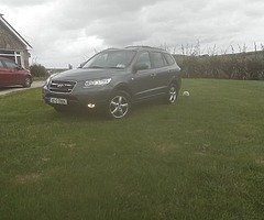 Hyundai Santa Fe - Image 4/7