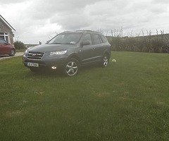 Hyundai Santa Fe - Image 5/7