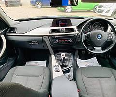 2015 BMW Series 3 - Image 9/10