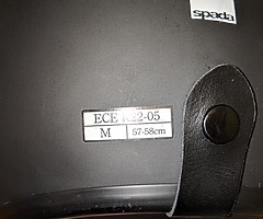 Jacket and helmets - Image 3/5