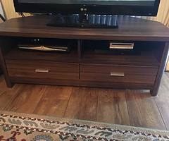 Tv unit
