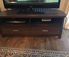 Tv unit