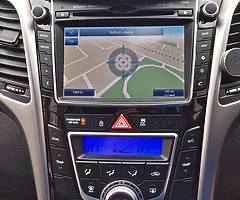 Hyundai i30 Nav 1.6 Diesel 65,000 miles - Image 5/10