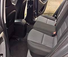 Hyundai i30 Nav 1.6 Diesel 65,000 miles - Image 9/10